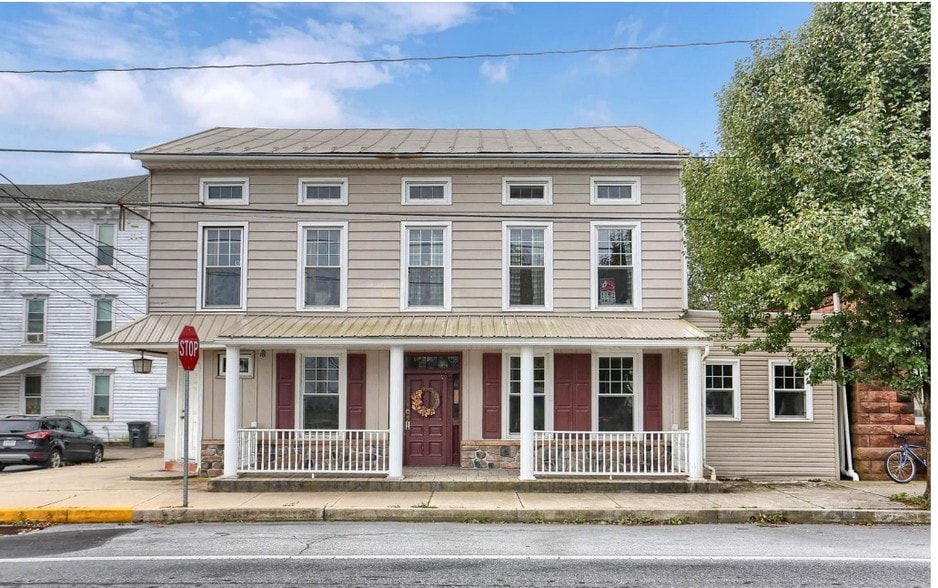 8 W Broadway, Etters, PA for sale - Primary Photo - Image 1 of 1