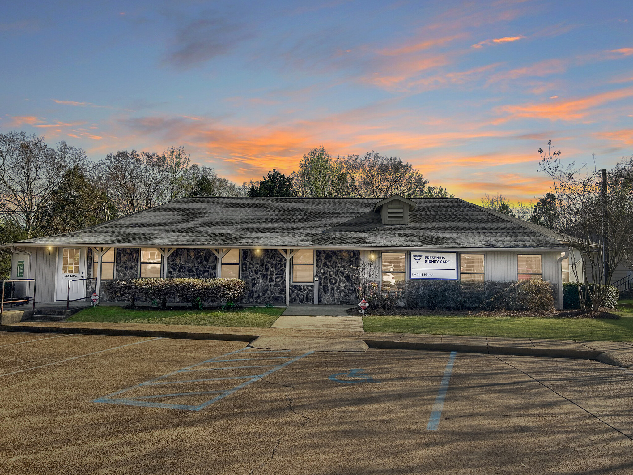 1306 A Belk Blvd, Oxford, MS for sale Primary Photo- Image 1 of 1