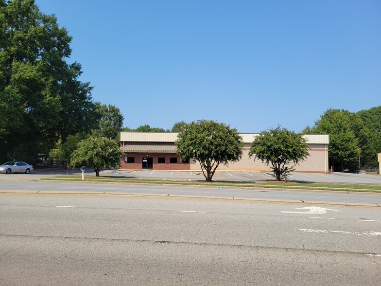 2218 Statesville Blvd, Salisbury, NC for sale - Building Photo - Image 1 of 1