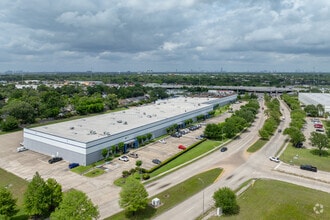 9330 W Airport Blvd, Houston, TX - AERIAL  map view