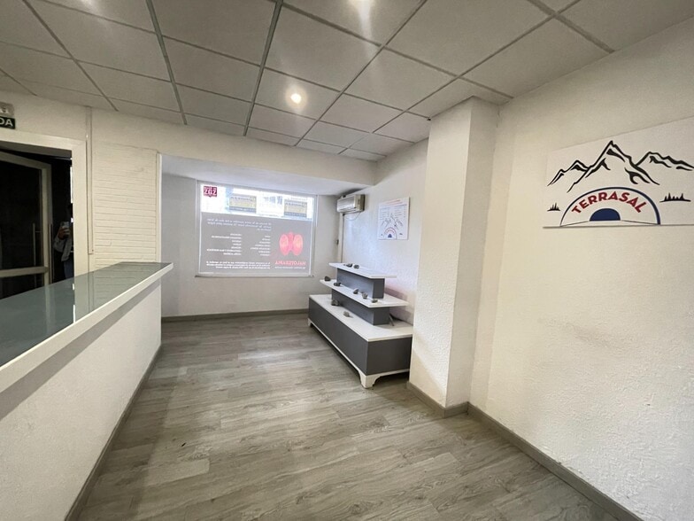 Vía Universitas, 52, Zaragoza, Zaragoza for sale - Interior Photo - Image 2 of 11