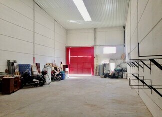More details for Calle Canal de Isabel II, 2, Torrelaguna - Industrial for Lease