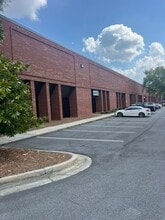 675 Progress Center Ave, Lawrenceville, GA for lease Interior Photo- Image 1 of 11