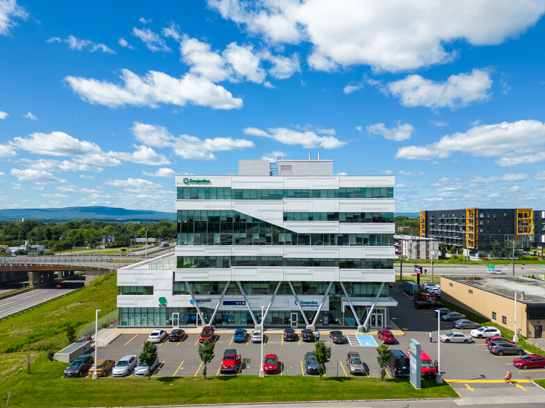 990 Av de Bourgogne, Québec, QC for lease - Building Photo - Image 1 of 10