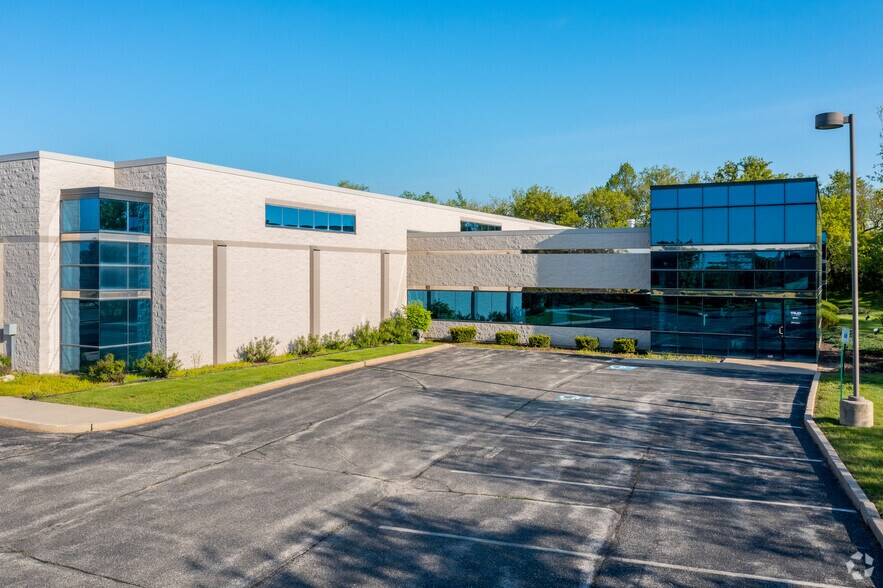 3130 Intertech Dr, Brookfield, WI for sale - Primary Photo - Image 1 of 1