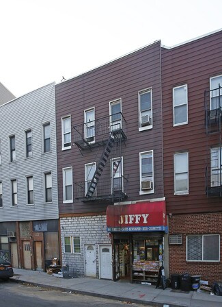 More details for 202 Nassau Ave, Brooklyn, NY - Multifamily for Sale