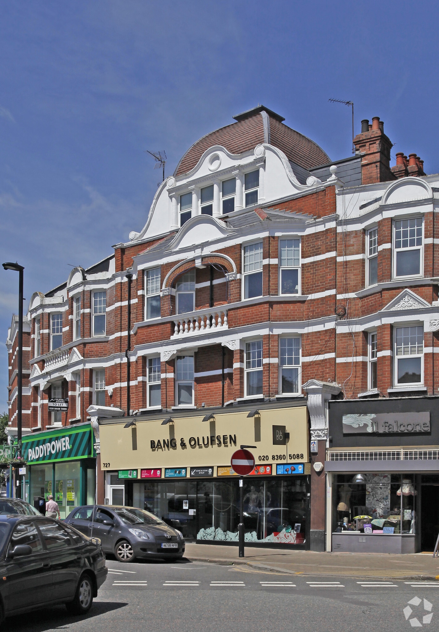 727 Green Lanes, London for sale Primary Photo- Image 1 of 1