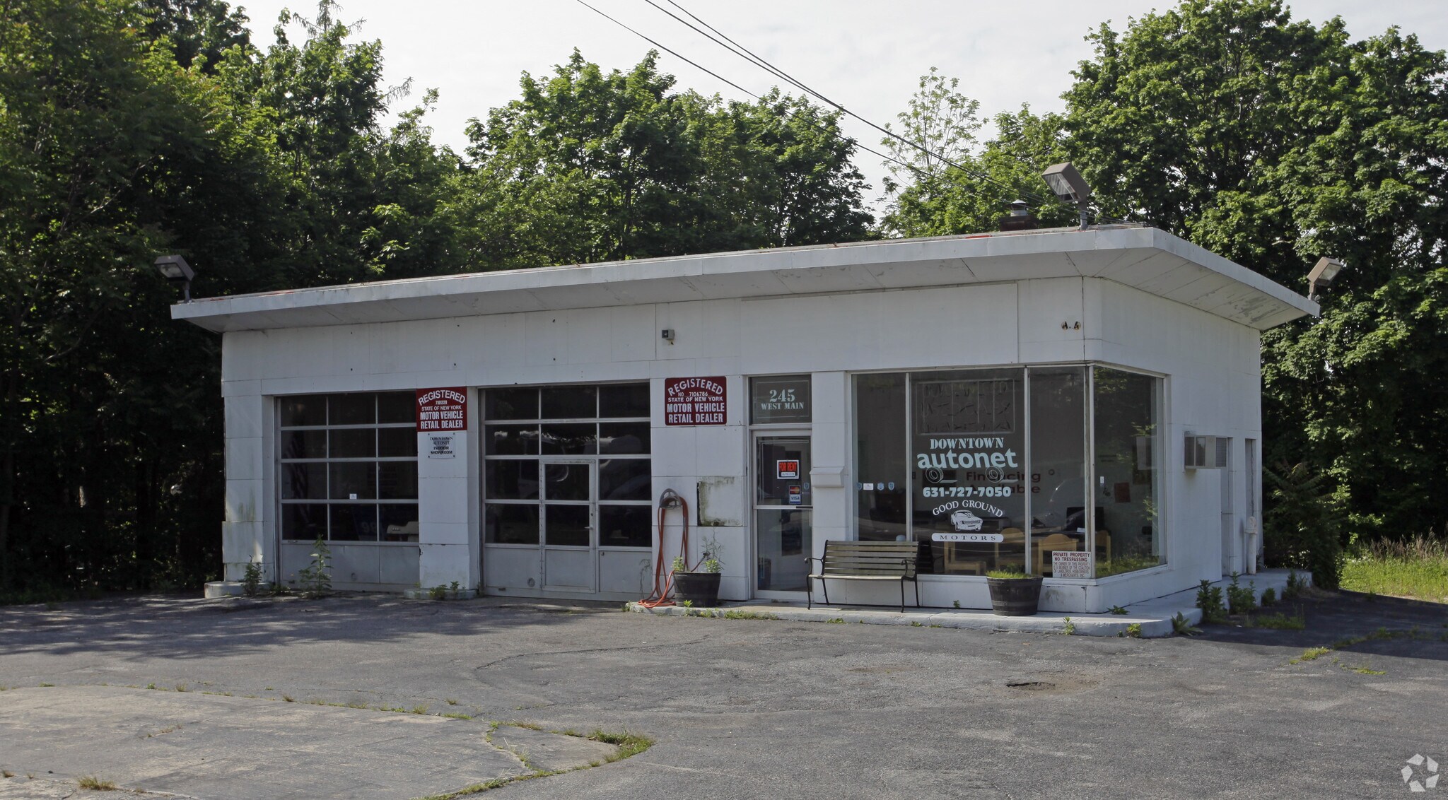 245 W Main St, Riverhead, NY for sale Primary Photo- Image 1 of 1