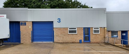 11-17 Horatius Way, Croydon for lease Building Photo- Image 1 of 3