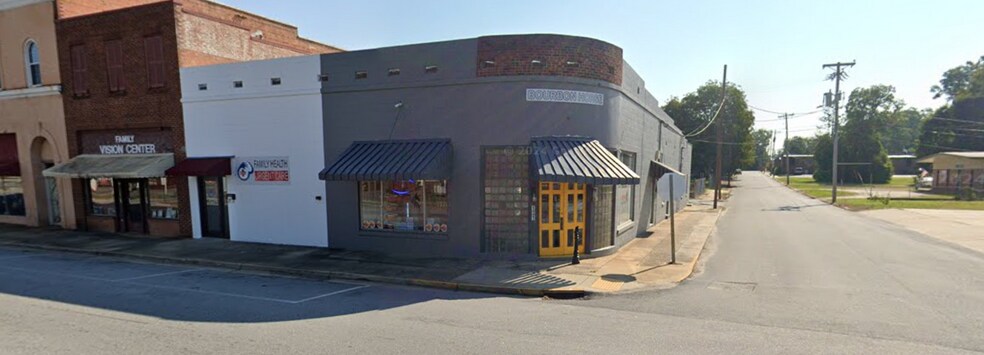 129-131 S Broad St, Clinton, SC for sale - Building Photo - Image 1 of 1