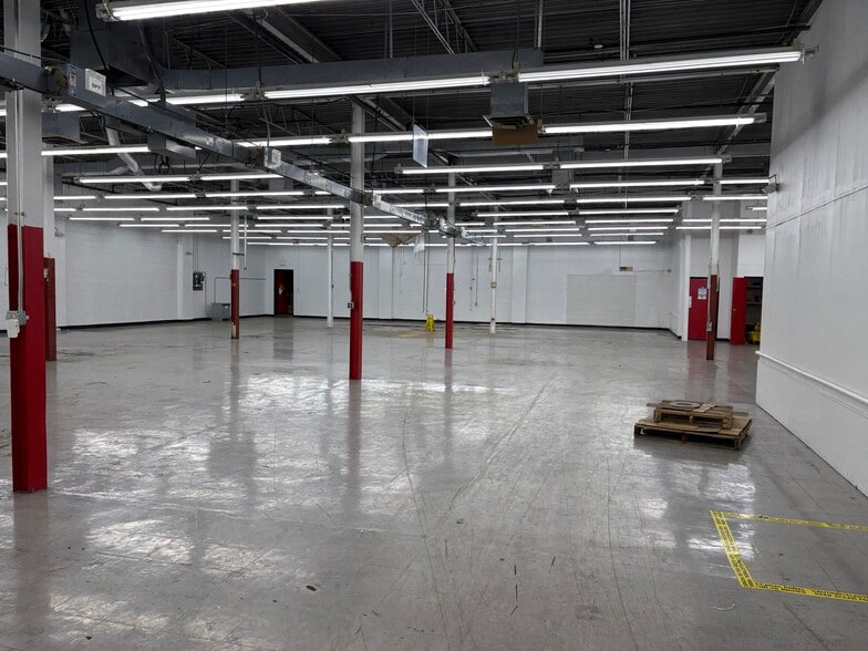 49 Virginia Ave, Uniontown, PA for lease - Building Photo - Image 3 of 17