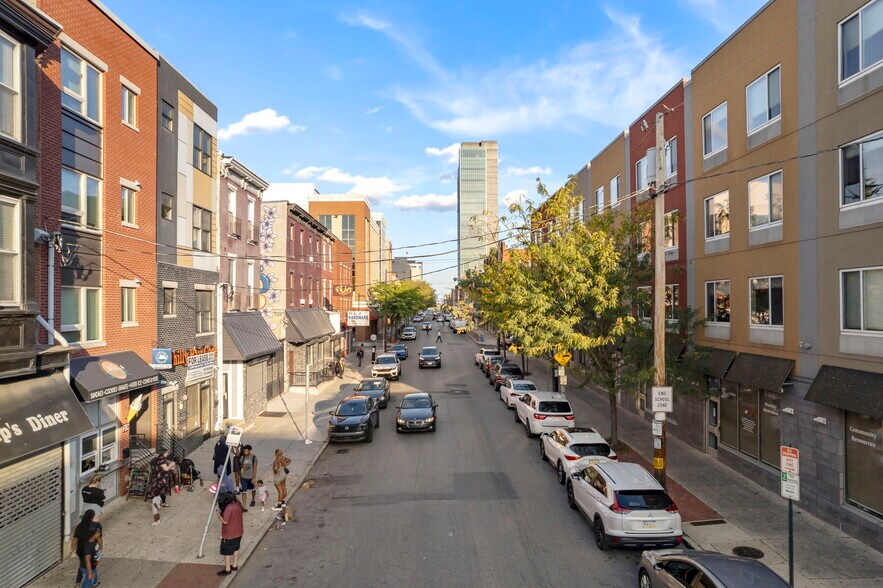 Cecil B. Moore Avenue Assemblage portfolio of 3 properties for sale on LoopNet.com - Building Photo - Image 2 of 9