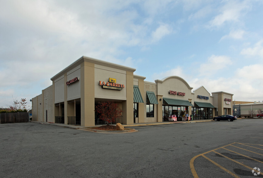 206 Lowes Blvd, Lexington, NC for lease - Building Photo - Image 2 of 6