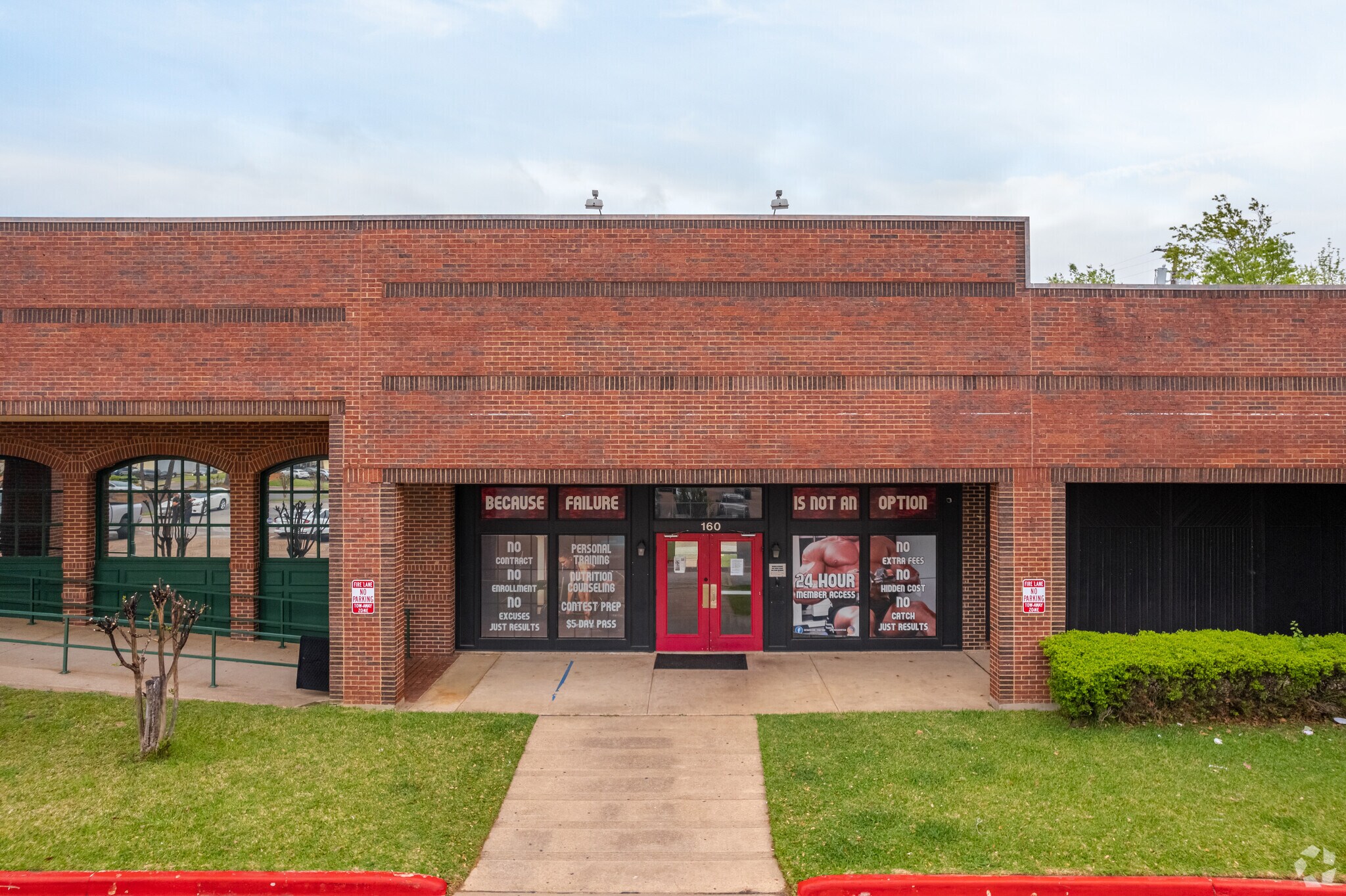 3320 Troup Hwy, Tyler, TX 75701 Southeast Crossing Shopping Center