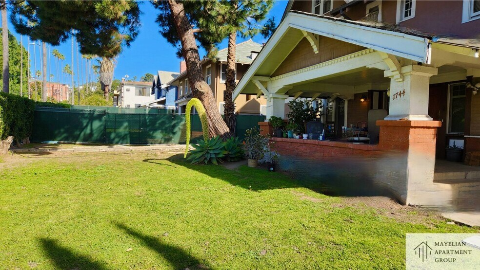 1744 N Wilton Pl, Los Angeles, CA 90028 Craftsman Style Fixer Duplex
