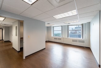 8 S Michigan Ave, Chicago, IL for lease Interior Photo- Image 2 of 5