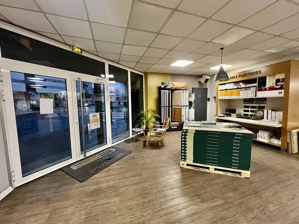 Flex in Le Havre for sale Building Photo- Image 1 of 7