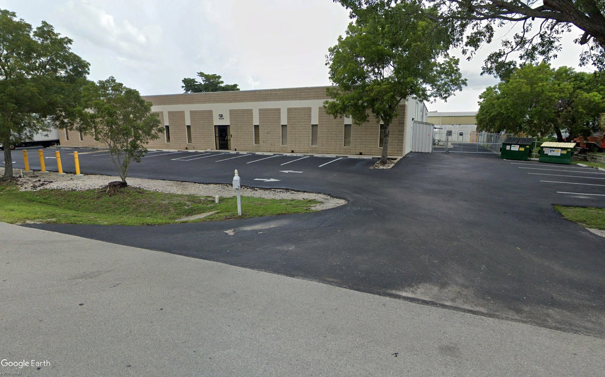 4206 Arnold Ave, Naples, FL for lease Interior Photo- Image 1 of 3