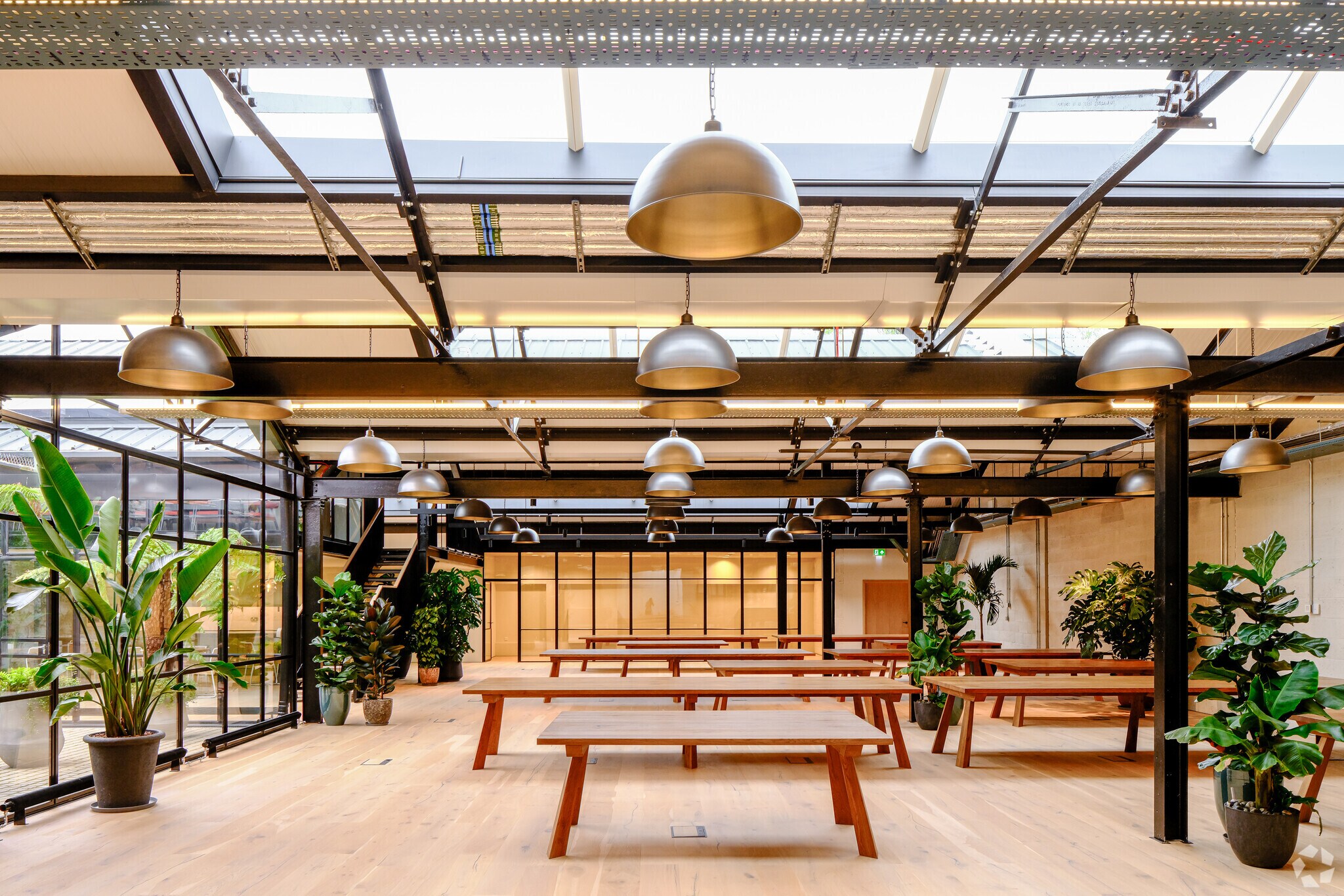 2A Langton Rd, London for sale Interior Photo- Image 1 of 1