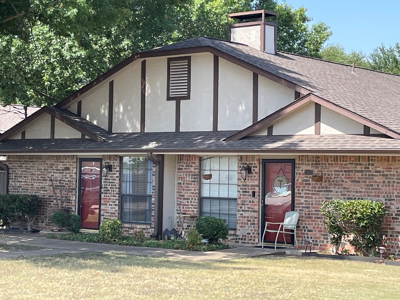 Red Oak Quadplexes - Significant Rent Upside, Red Oak, TX for sale - Building Photo - Image 1 of 36