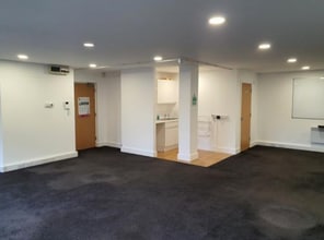 219 Long Ln, London for lease Interior Photo- Image 2 of 3