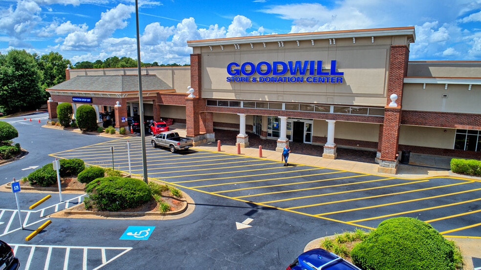 250 Jonesboro Rd, Mcdonough, GA for lease - Building Photo - Image 2 of 10