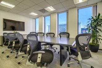 5901 W Century Blvd, Los Angeles, CA for lease Interior Photo- Image 2 of 4