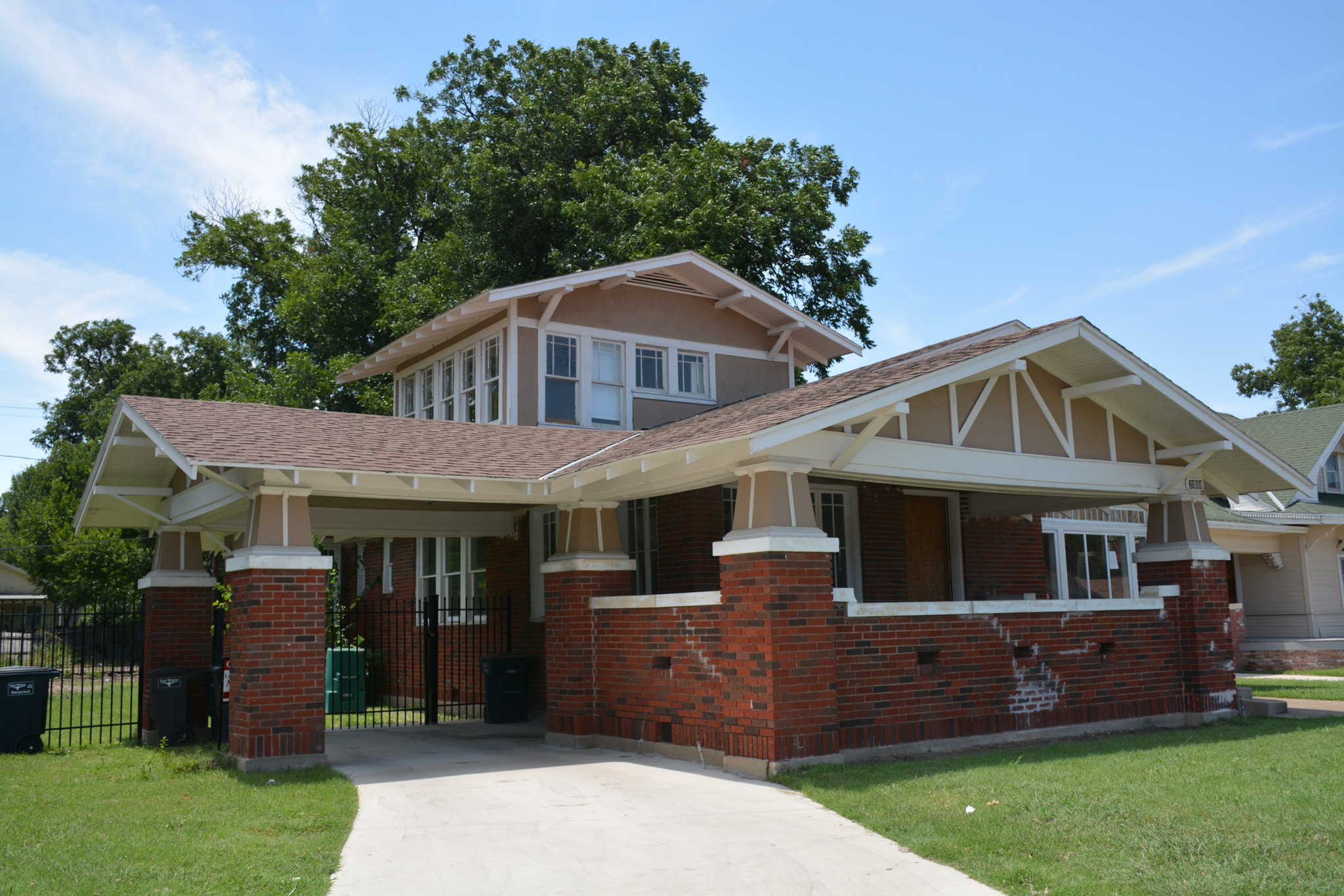 2808 Hemphill St, Fort Worth, TX for sale Primary Photo- Image 1 of 4