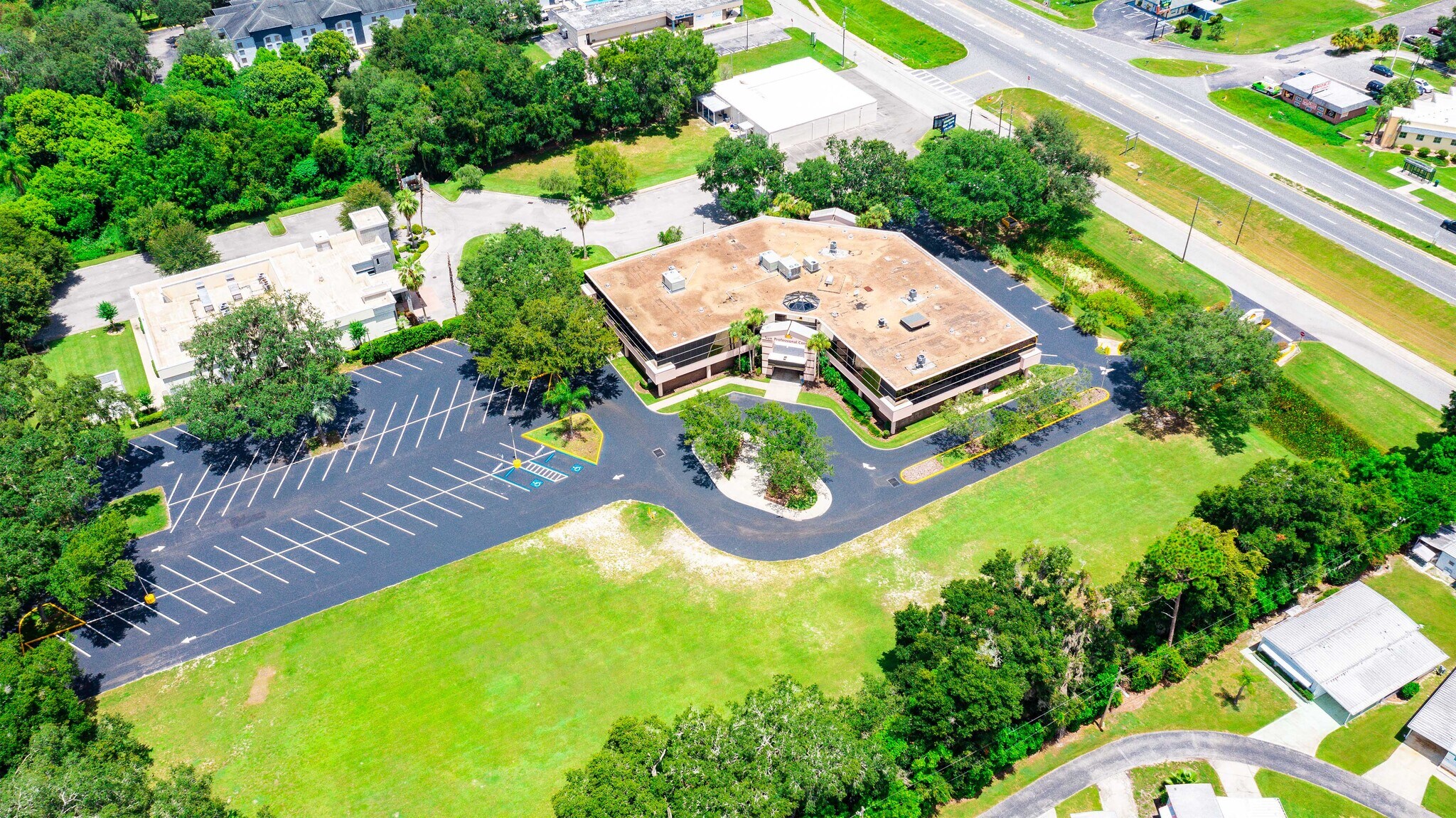 6719 Gall Blvd, Zephyrhills, FL 33542 Sun Medical Building