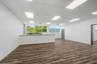 7301 Georgetown Rd, Indianapolis, IN for lease Interior Photo- Image 1 of 5