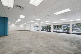5199 Rue Sherbrooke E, Montréal, QC for lease Interior Photo- Image 1 of 3