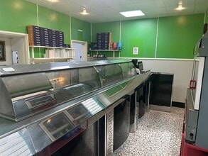 166 Stanningley Rd, Leeds for lease Interior Photo- Image 1 of 4