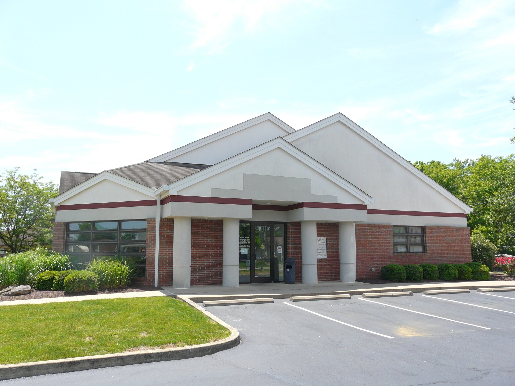 2045 Virginia Ave, Connersville, IN for sale Primary Photo- Image 1 of 1