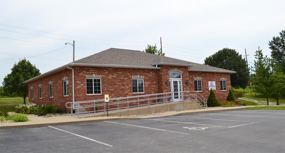 317 Tamarack Ln, Shiloh, IL for sale Primary Photo- Image 1 of 1