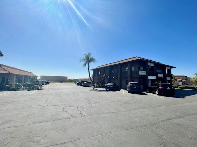 2176 W Foothill Blvd, Upland, CA for lease - Building Photo - Image 2 of 10