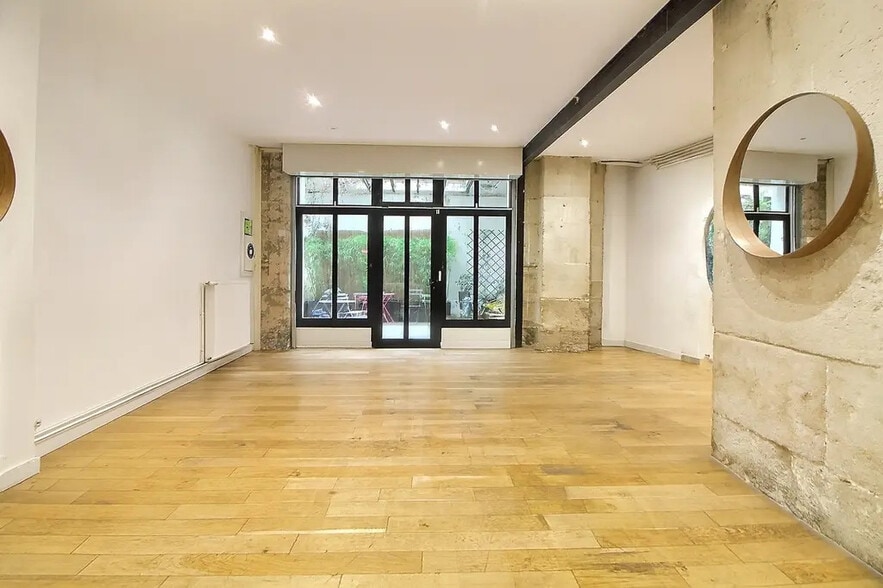 5 Rue Cyrano De Bergerac, Paris for lease - Building Photo - Image 2 of 10