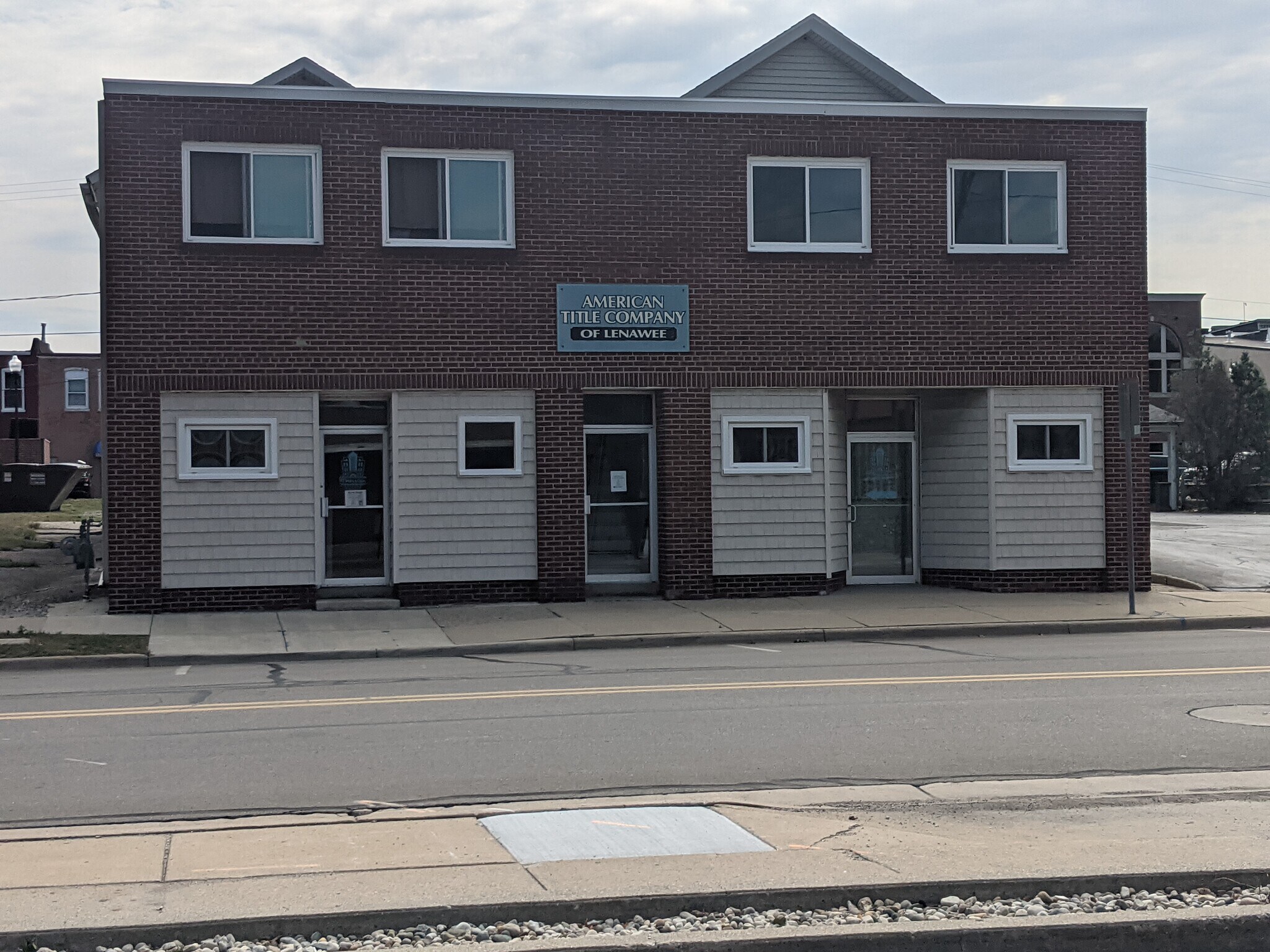 142 N Winter St, Adrian, MI for sale Primary Photo- Image 1 of 1