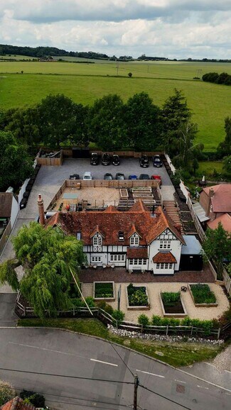 More details for Winterbourne Rd, Newbury - Retail for Lease