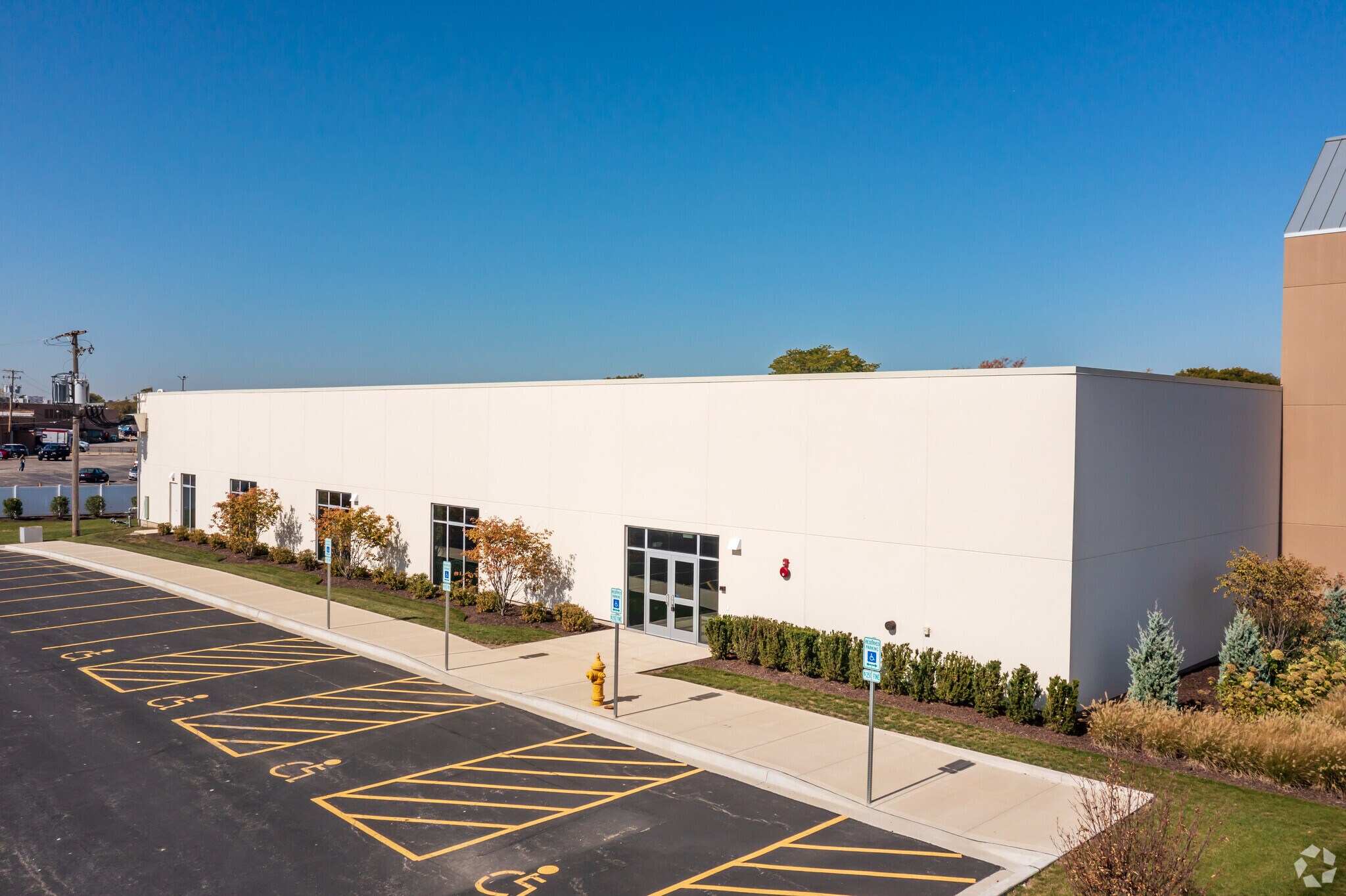 430 N Addison Rd, Addison, IL for sale Primary Photo- Image 1 of 1