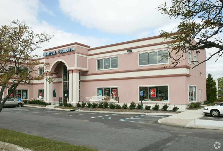 1776 Laskin Rd, Virginia Beach, VA for lease - Building Photo - Image 2 of 5