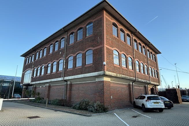 New Harbour Rd S, Poole for lease - Building Photo - Image 2 of 3