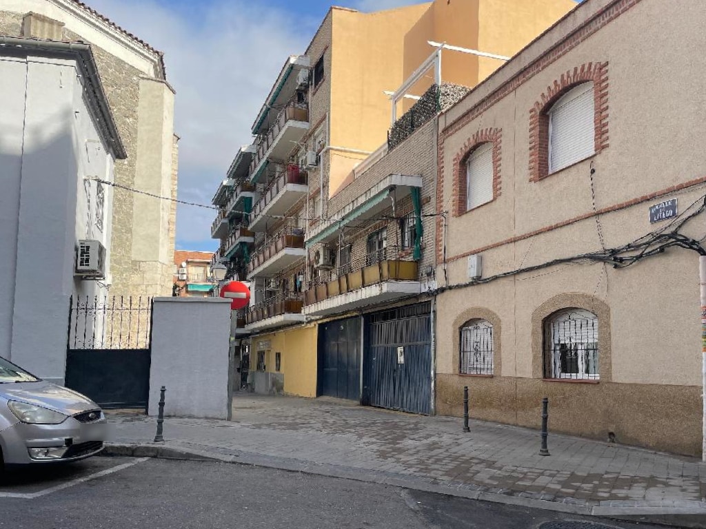 Calle de Litago, 1, Madrid, MAD 28021 -  -  - Interior Photo - Image 1 of 5