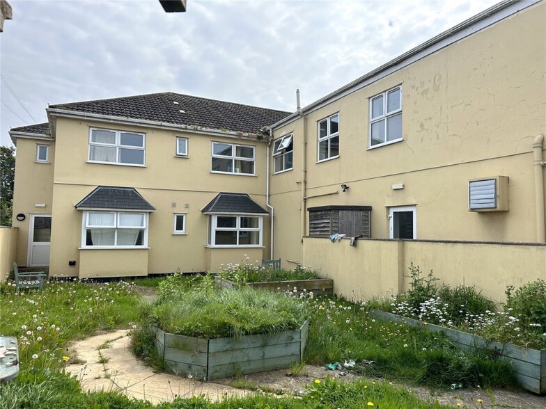 34-36 Berrow Rd, Burnham On Sea for sale - Building Photo - Image 3 of 8