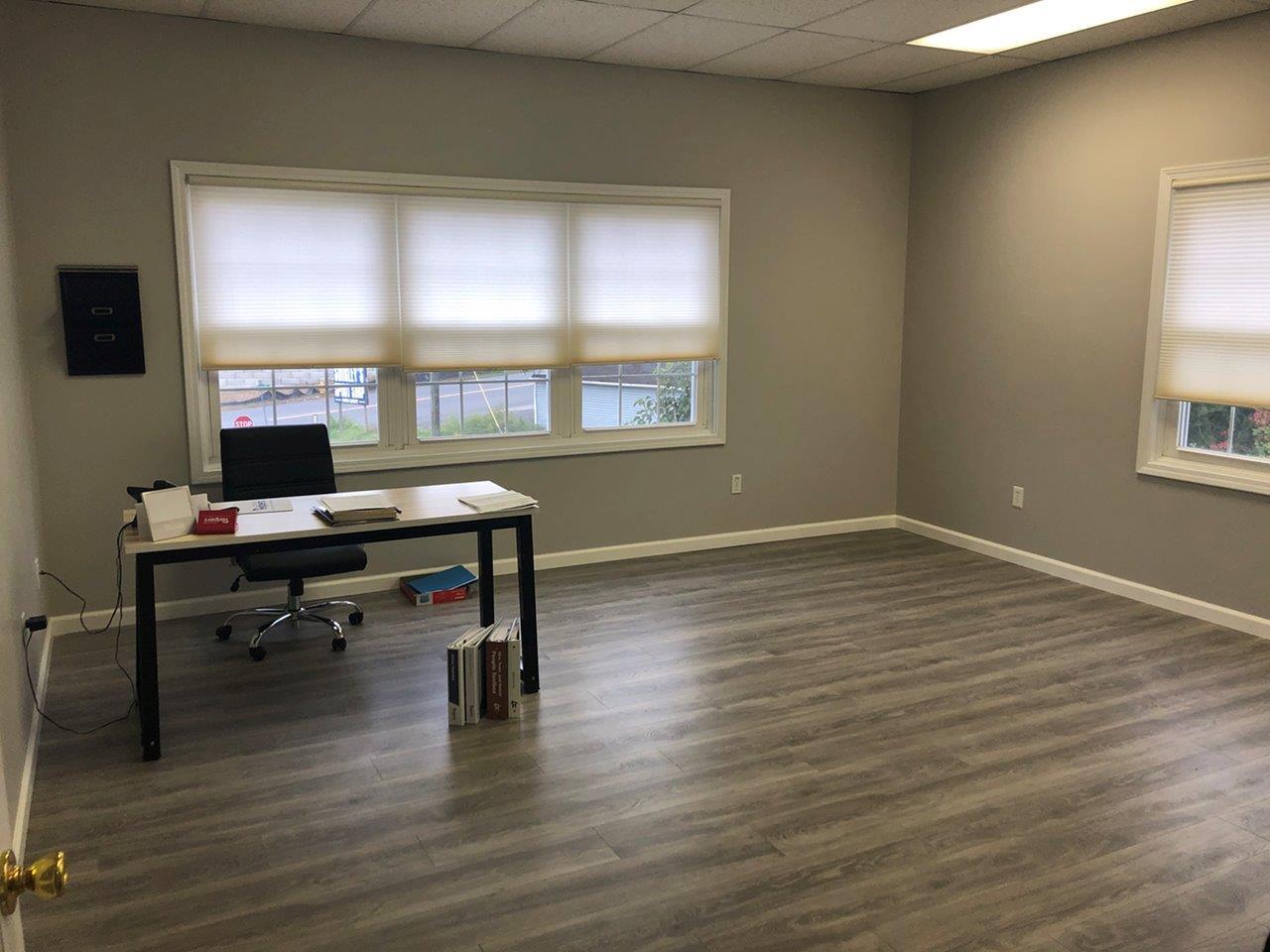 18 Great Plain Rd, Danbury, CT 06810 OfficeRetail for Lease