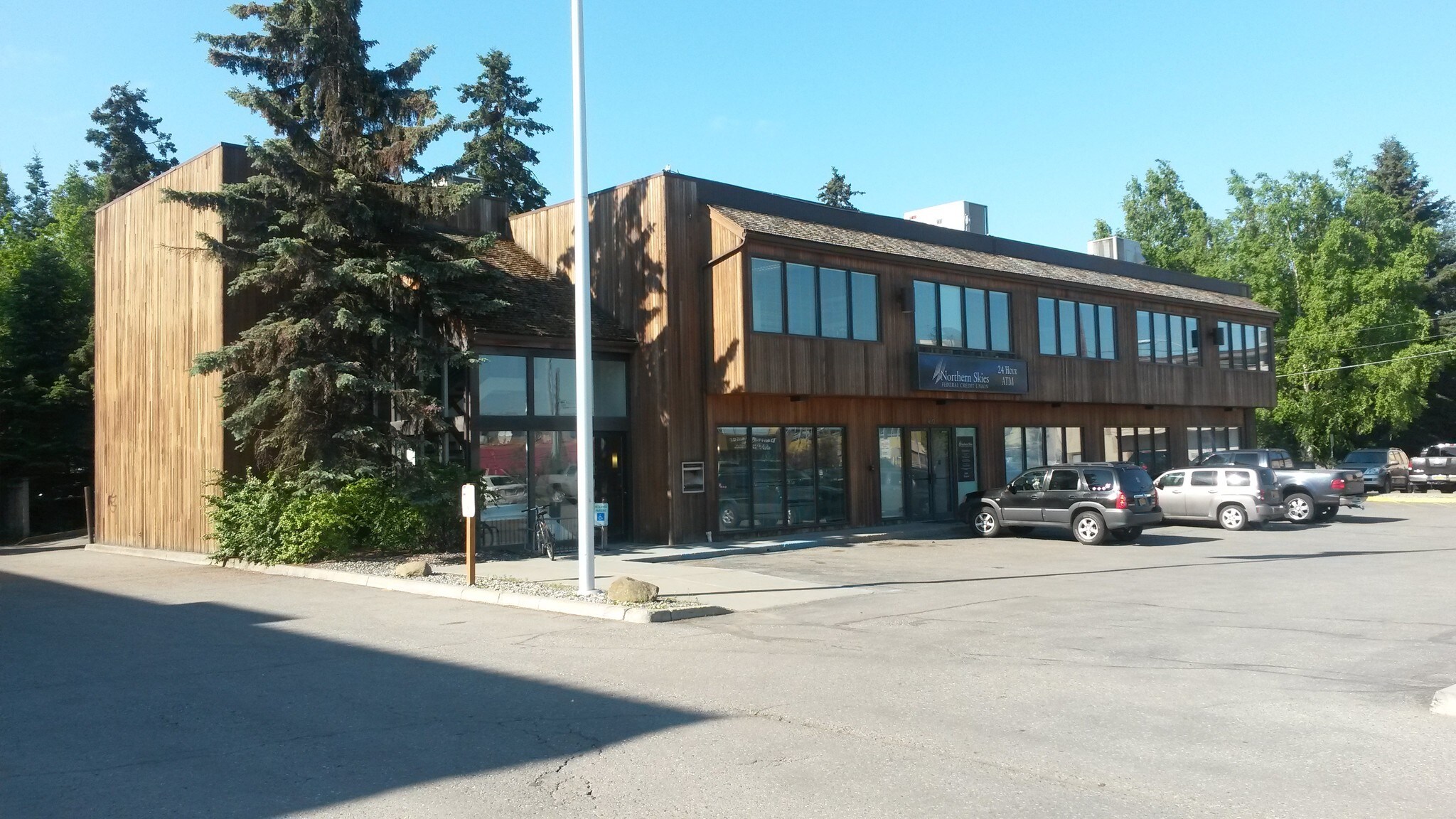 400 W Benson Blvd, Anchorage, AK for sale Primary Photo- Image 1 of 1