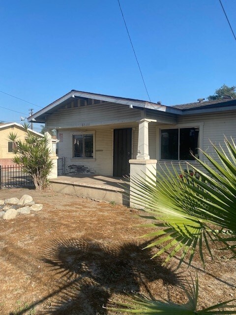 6502-6506 Flora Ave, Bell, CA for sale Building Photo- Image 1 of 13