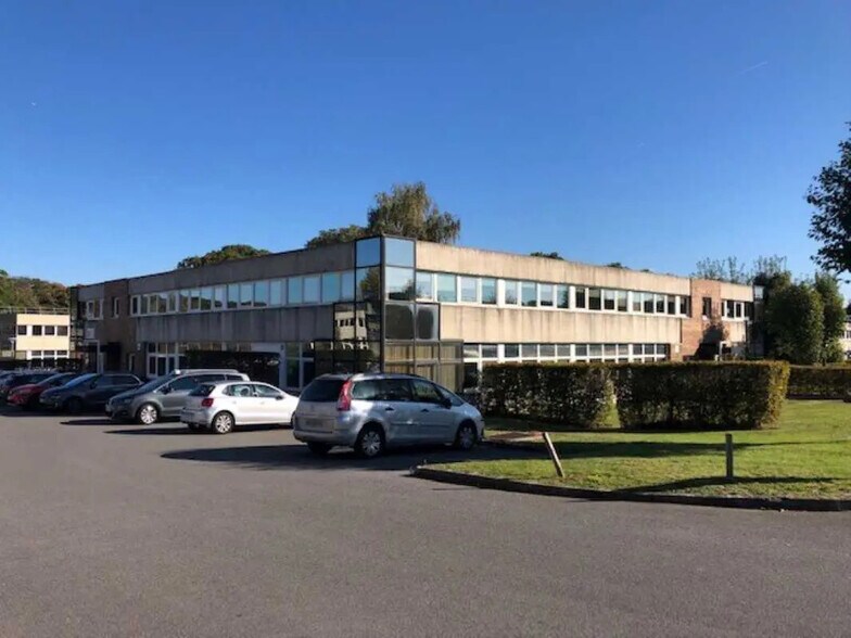 4 Bis Route De Gisy, Bièvres for lease - Building Photo - Image 2 of 3