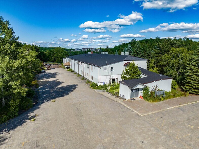 1050 Lonsdale Av, Greater Sudbury, ON P3B 3B5