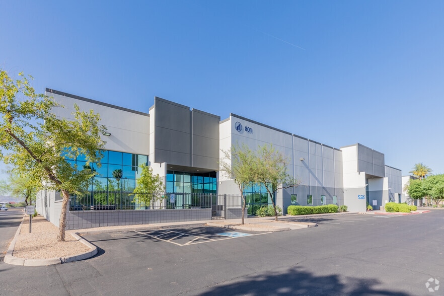 801 S 16th St, Phoenix, AZ for lease - Primary Photo - Image 2 of 5