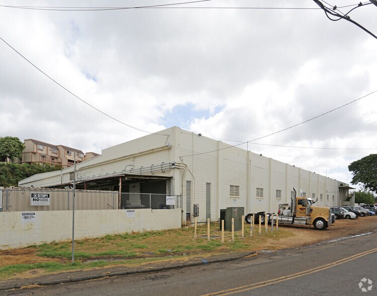 98-736 Moanalua Loop, Aiea, HI for sale - Building Photo - Image 1 of 1